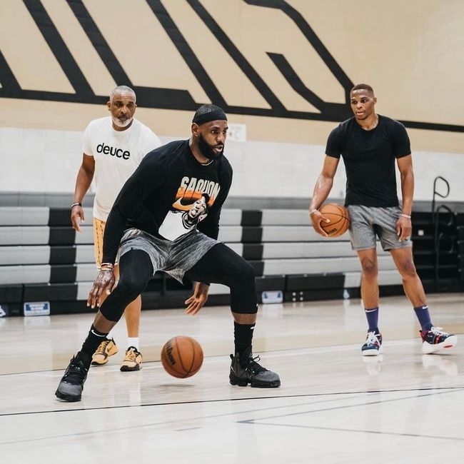 在近点扰动 在近点扰动